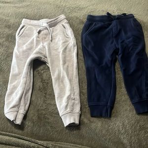 Toddler 2 pair of sweat pants from Zara size 2t-3t